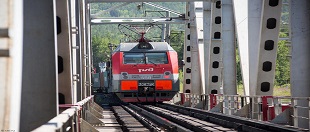 РЖД оставят в «тарифном коридоре», но движение в нем будет односторонним и со скидками.  